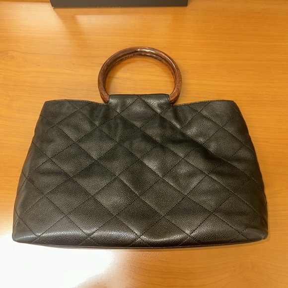 CHANEL CAVIAR LEATHER RESIN HANDLE BAG RARE FIND! - Picture 3 of 12